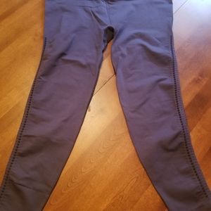 Tema Athletics purple leggings